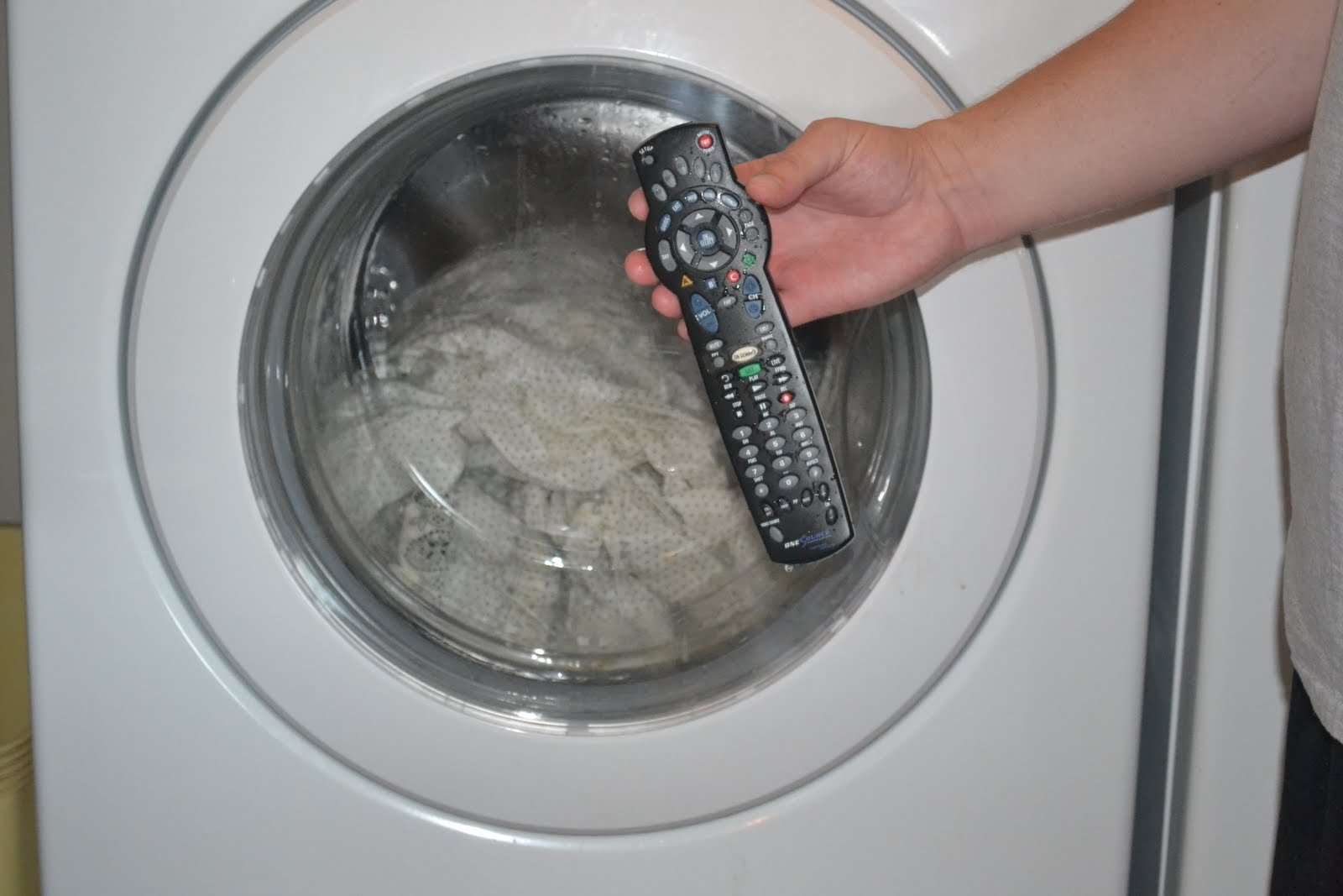 washing-machine.jpg Washing machine - Image 1